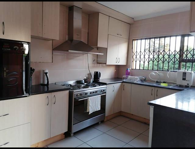 3 BEDROOM HOUSE FOR SALE IN JAMESON PARK